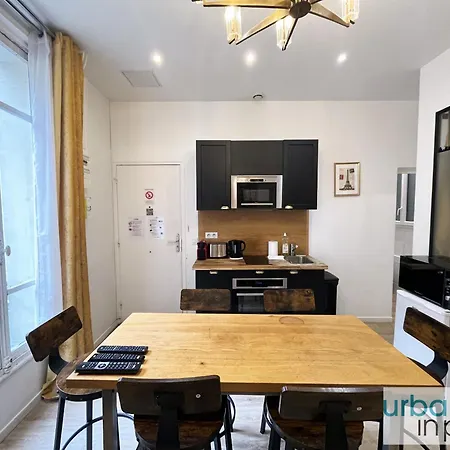 Lejlighed 90 - Karl Lagerfeld Lafayette