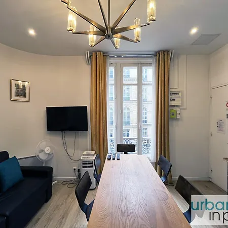 Apartment 90 - Karl Lagerfeld Lafayette *
